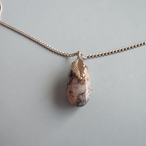 Vintage Stone Pendant Silver Tone Chain Necklace Free Shipping