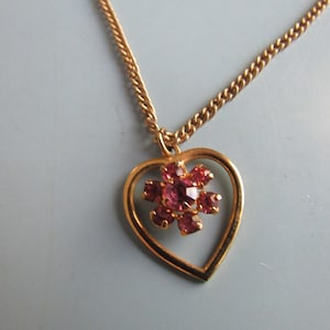 Vintage Gold Tone Heart Pendant Necklace Free Shipping