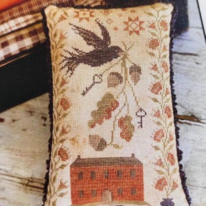 As the crow flies Pinkeep by Stacy Nash Primitives, cross stitch pattern