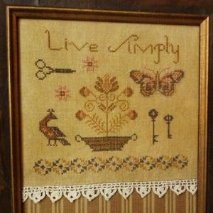 Live Simply by Threadwork Primitives, cross stitch pattern