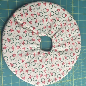 11 inch Christmas Wreath skirt