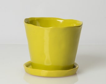 Large Citron Pot, Citron Planter, 4 Inch Pot, 4 Inch Planter, Ceramic Pot with Saucer, Flower Pot, Garden Pot, Wonky, Modern, Drainage Hole