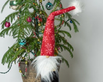 Christmas Gnome Bottle Topper ~ Santa Bottle Topper ~ Wine Gift Wrap ~ Snowflake Hat Gnome Bottle Topper
