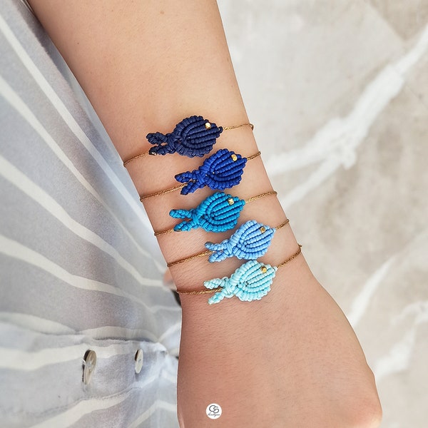 macrame fish bracelet, blue fish, greek jewelry, summer jewelry, fish jewelry, fish bracelet, beach bracelet, turquoise fish jewelry