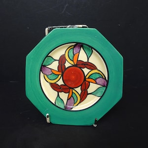 Very early Clarice Cliff Abstract pattern plate. 1928. Bizarre