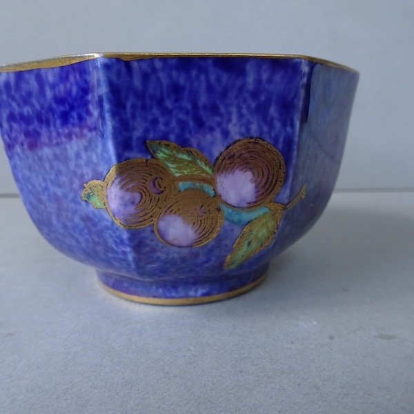 Wedgwood lustre bowl. Early 20th Century. Daisy Makeig-Jones.