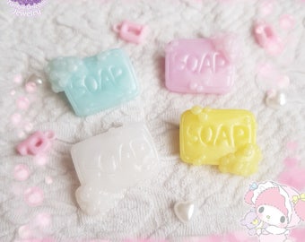 Bubble Bath soap brooch / fairy kei / pastel