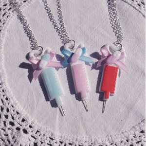 Glitter Injections necklace / menhera /yamekawa / hospital