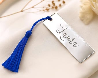 Personalized Silver Mirror Acrylic Place Card | Elegant Wedding Name Tag with Tassel