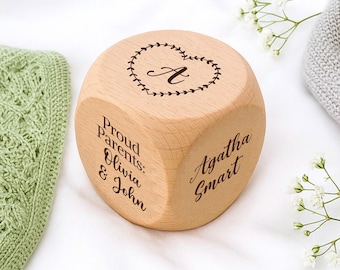 Bloque de nacimiento personalizado para bebé / Cubo de recuerdo de madera / Regalo para recién nacido / Bloque de madera de haya grabado personalizado