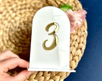 Table Number Arch Acrylic, White Arched Shape Table Numbers and Signage Modern, Wedding Table Number Arch Set, White and Gold Table Numbers