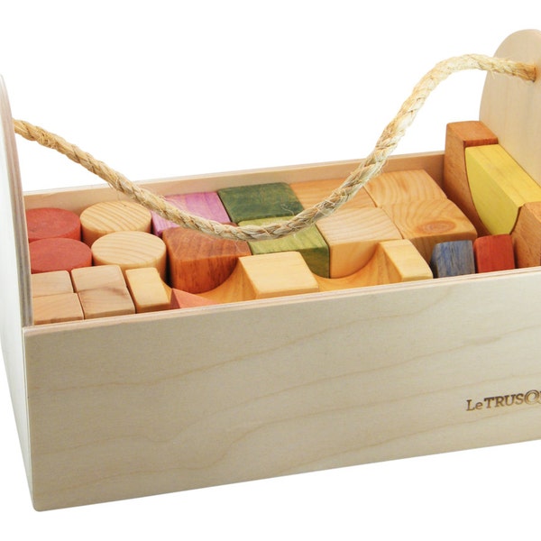 Wooden blocks set