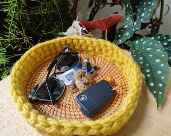 Handmade Seaweed & Jute Basket: Ochre Crochet Storage Solution