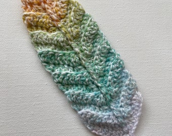 Crochet bookmark feather handmade in various colours, gift reader book lover, teacher gifts