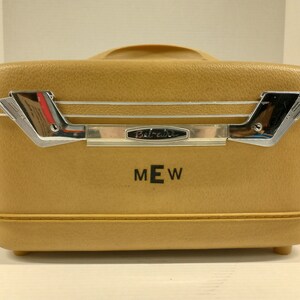 Vintage Bell Air Travel Case