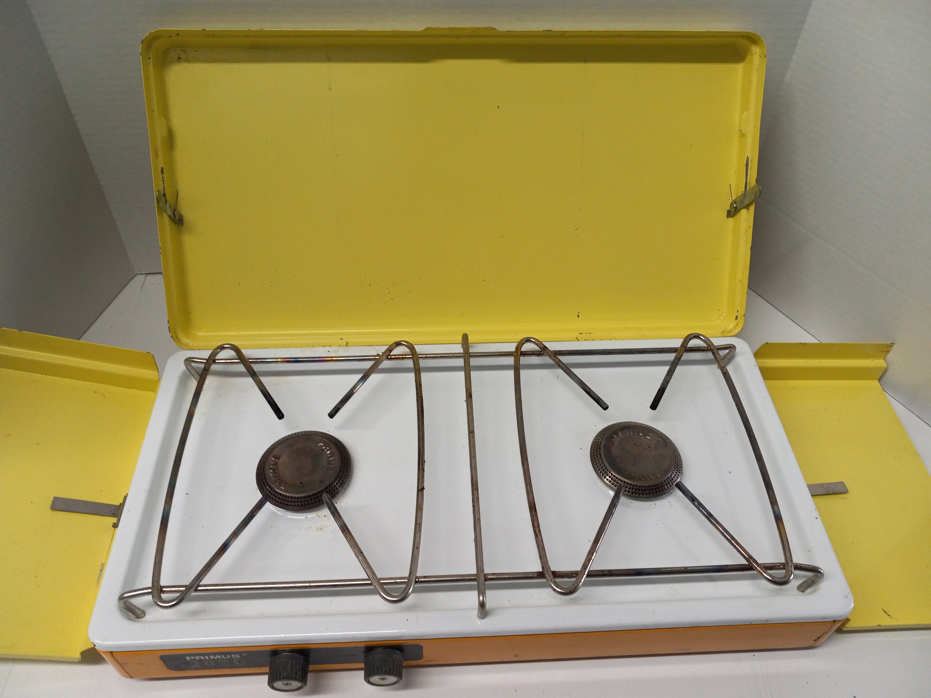 BEAUTIFUL STOVE TOP Singing Kettle Yellow All Hob Types Including Induction  and Gas Has Lovely Real Wood Handle Stainless Steel Gift 