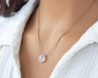 ローズクォーツ シルクコードネックレス（スターリングシルバー留め具付き）