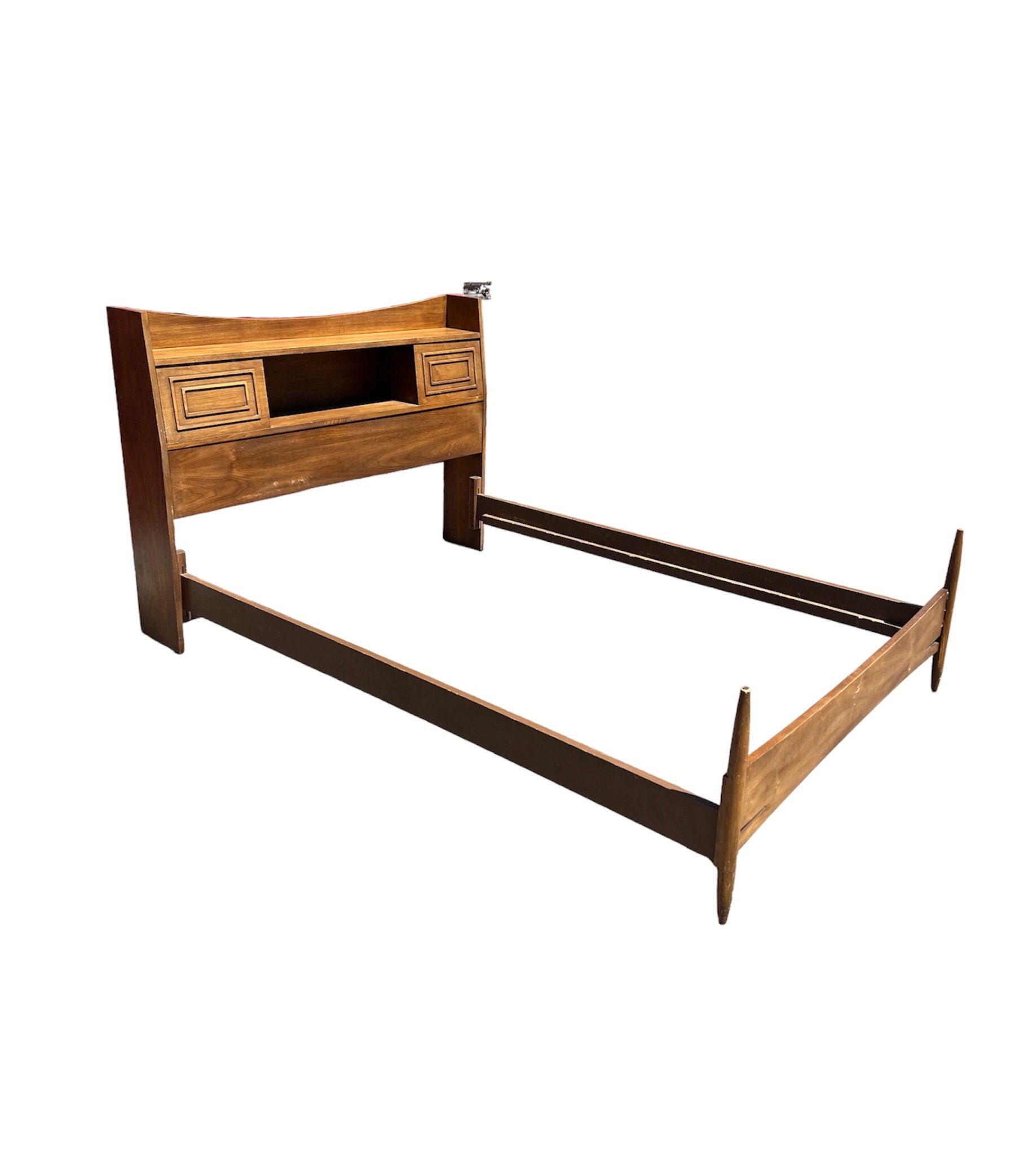 1960s Vintage Mid Century Modern Broyhill Sculptra Full Size