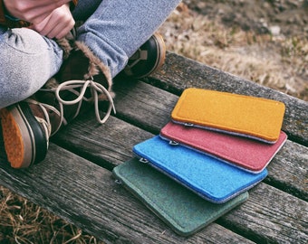 Custom Wool Felt Kindle Sleeve: Protective Kindle Cover