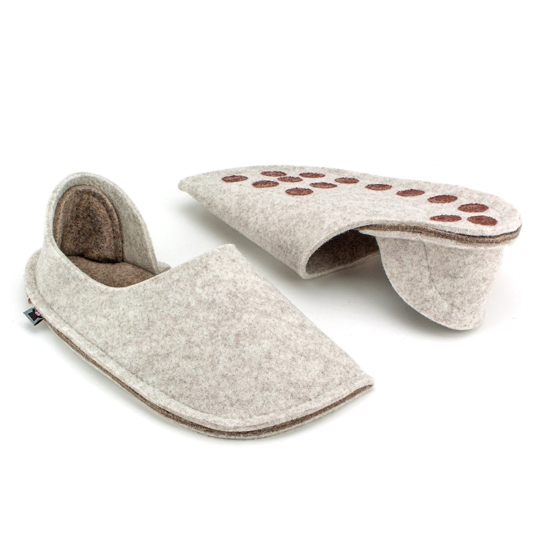 Cute Slippers for Women Warm Slippers for Men Unisex Slippers image 1