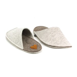 hemsley felt house shoes