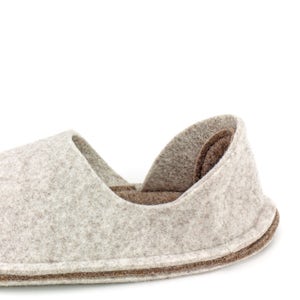 Cute Slippers for Women Warm Slippers for Men Unisex Slippers image 4