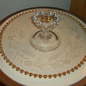DECO PLATE AKASIA LARGE GLASS GOLD D33X2CM