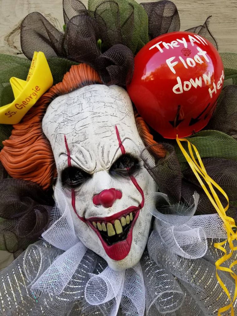 Creepy Pennywise Halloween Wreath Pennywise Clown Wreath We Etsy