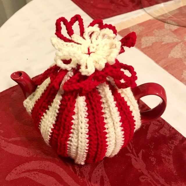30 Tea Cozy Crochet Patterns for Teapots, Gifts, and Kitchen Decor 24 Christmas Tea Cozy PDF Pattern
