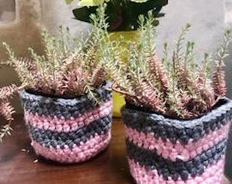 Crochet Plant Cozy Pattern, Striped Basket Holder (PDF Pattern)