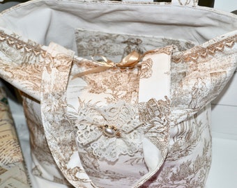 Sac cabas en toile de Jouy écru et beige pur coton et dentelle