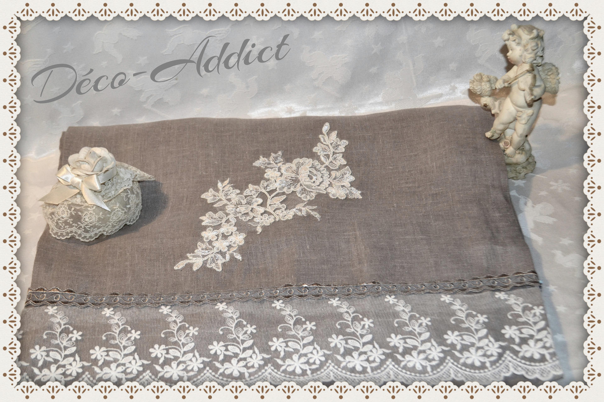 Chemin de Table Shabby en Pur Lin Gris et Dentelle sur Tulle, Guipure