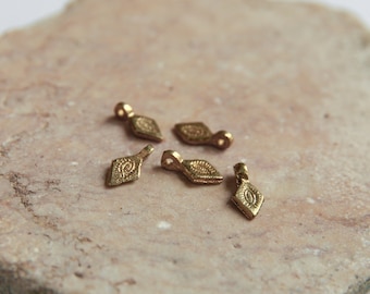 Brass charms / / Raw Brass / or Silver filled / Pendant / Charms for macrame, micro macrame and jewelry making / 8 x 17 mm