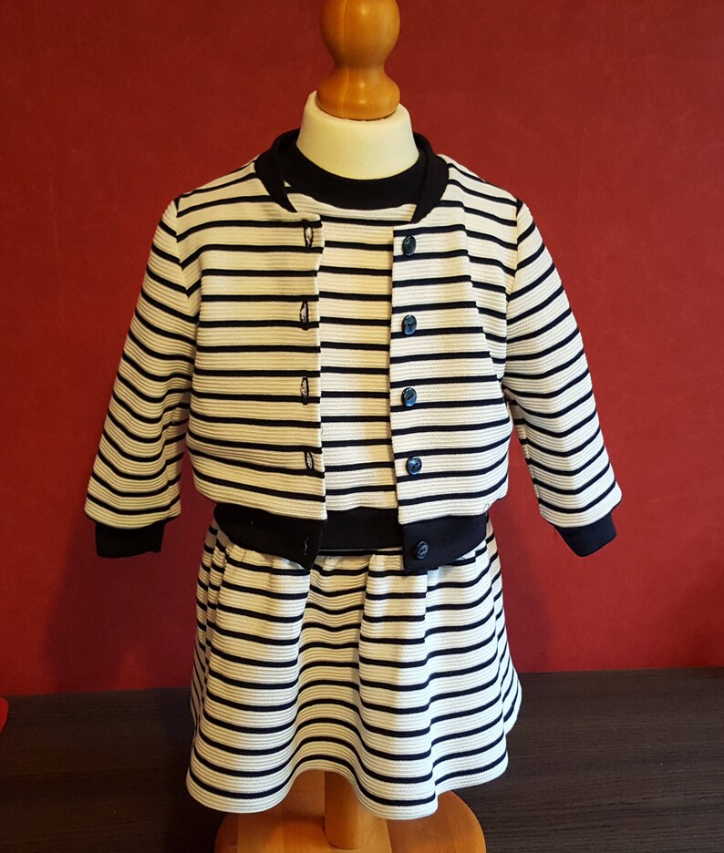 3-piece girl set 1 skirt 1 leggings and short sleeve sweater and girl jacket 24 months