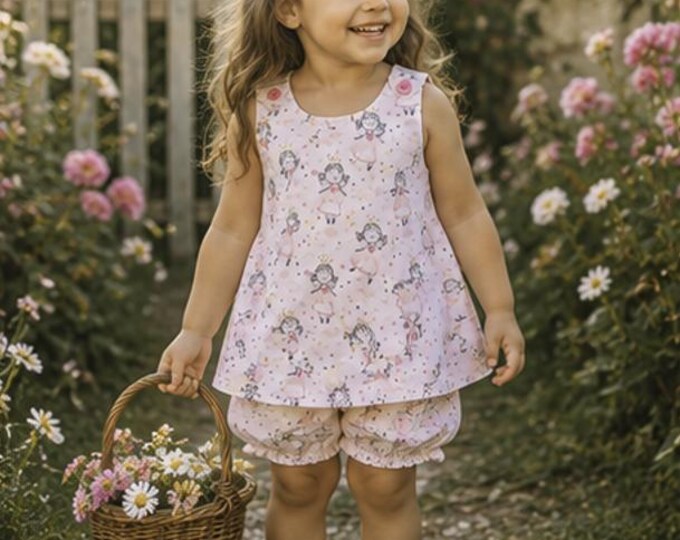 Ensemble Fillette 2/3 Ans - Robe Tablier + Bloomer Fleuri - Coton Doublé Rose - Tenue Été - Fait Main - Pièce Unique