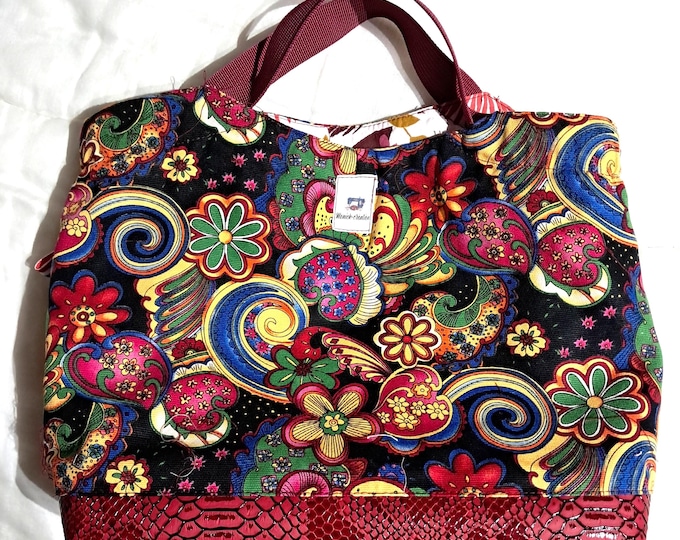 Basket bag, bag for walking because it is not too big