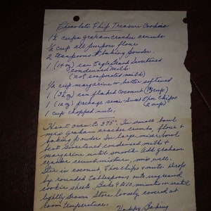 laser engraved handwritten recipe cutting board image 4