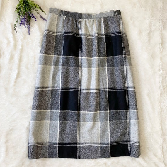 Vintage Prestige of Boston Plaid Wool Pencil Skir… - image 1