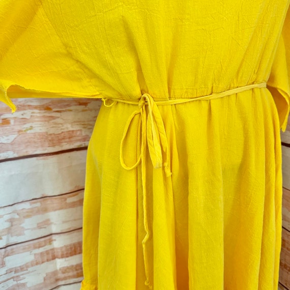 Vintage 90s Bright Yellow Cotton Summer fit and f… - image 3