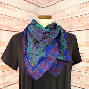 Vintage Vibrant Colorful Paisley Scarf ~ Semi Sheer Lightweight Boho Bohemian 80s Retro Square Style