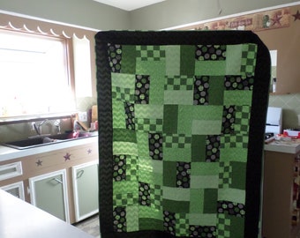 Beautiful Handmade Quilt Green and Black