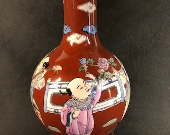 Stary chiński wazon porcelanowy 8" z dziećmi