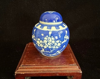 青と白の磁器壺：景徳鎮豆彩様式（高さ7インチ） - Etsy 日本