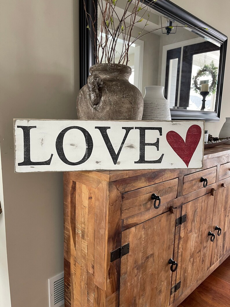 Heart wall decor Love sign Valentine/'s day sign Hand painted wood sign Heart sign Love wall decor