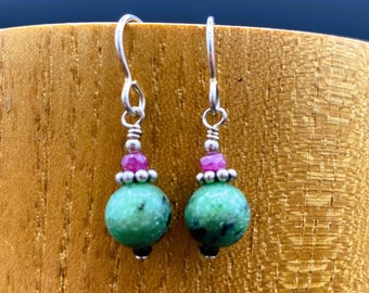 Boucles d'oreilles rubis zoisite : boucles d'oreilles pendantes en argent sterling avec pierres précieuses