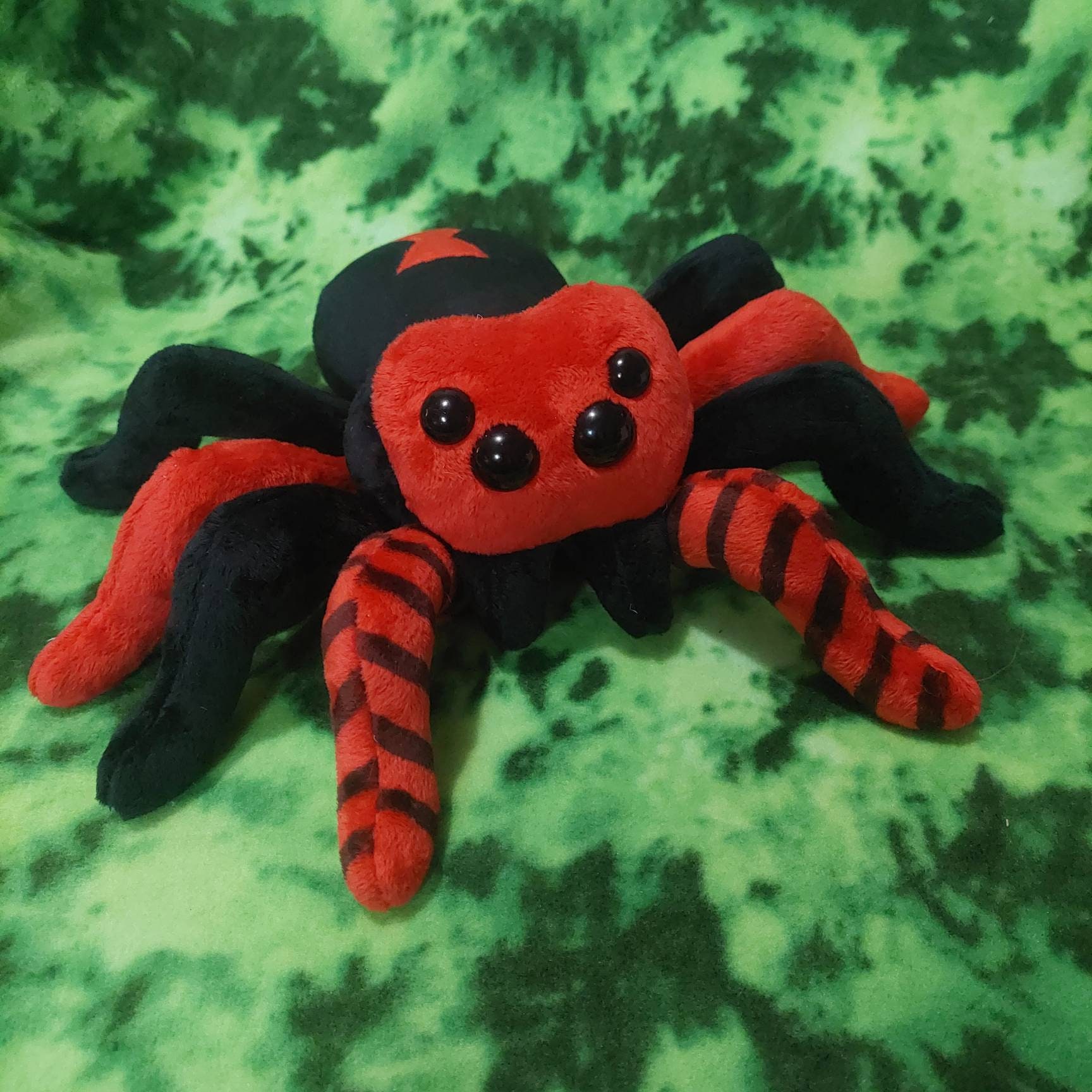 Large Jumping Spider Plush spider arachnid red Black Morticia Etsy