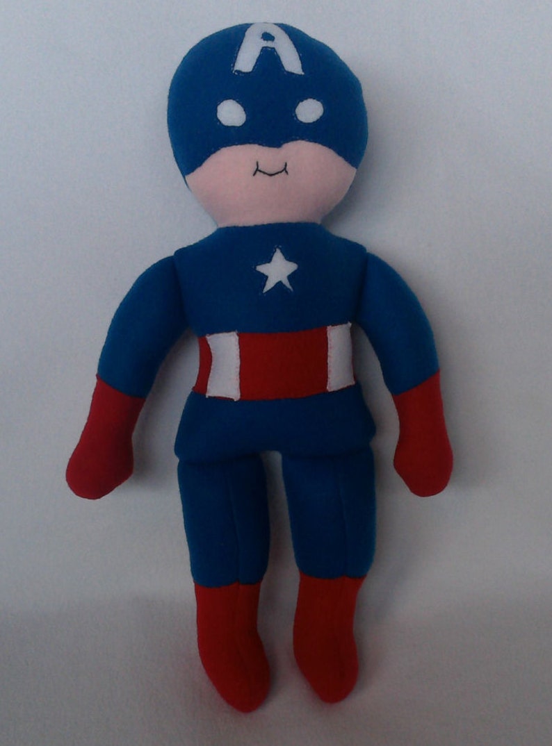 Super Dorable - Captain America - plyschfigur för pojkar bild 2