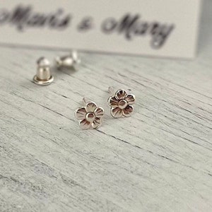 Pretty Daisy studs, Sterling Silver image 1