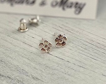 Pretty Daisy studs, Sterling Silver