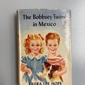 Vintage Bobbsey Twins Hardcover Book: Laura Lee Hope Adventure